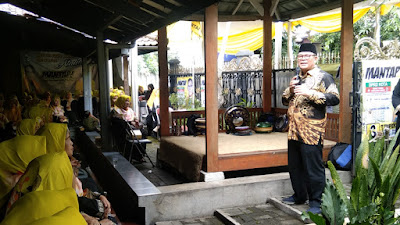 Ratusan Warga Hadiri Sosialisasi Caleg DPRD Kota Bandung Nomor Urut 3 Dapil 6 Taspen Effendi,SH,MSI dari Partai Golkar.