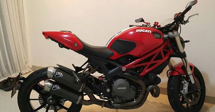  MOGE BEKAS DIJUAL Jual Ducati Monster 1100 evo FP 