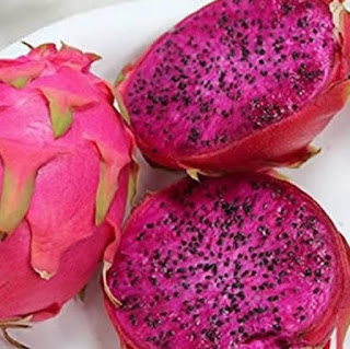 How to cut a dragon fruit, how to cut dragon fruit, how to eat dragon fruit, how to eat a dragon fruit, what does dragon fruit taste like