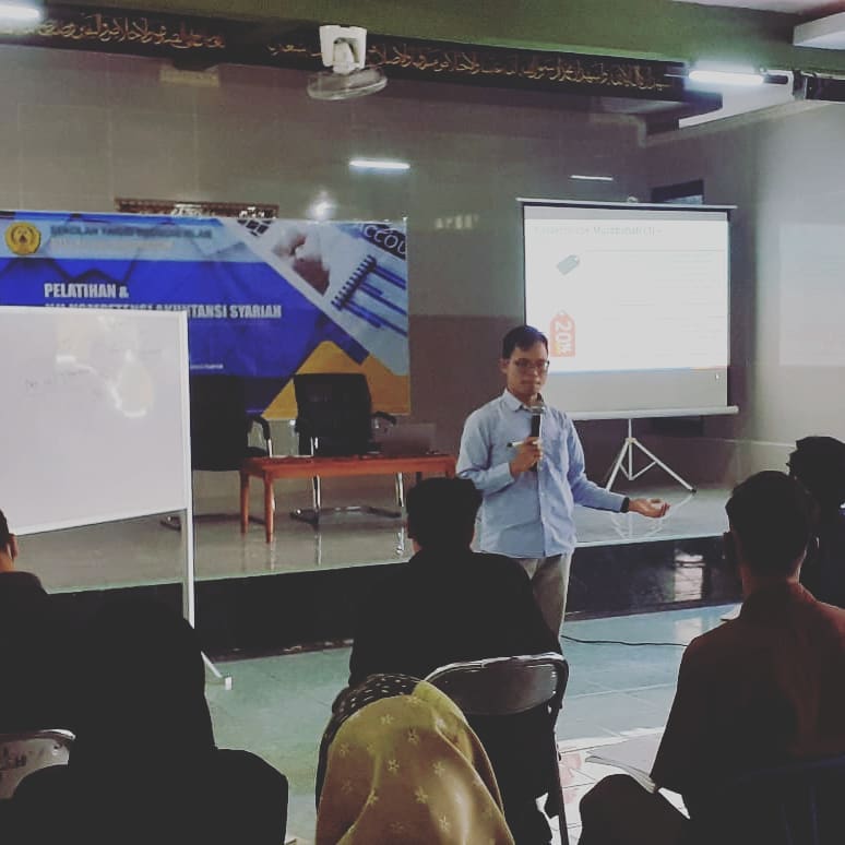 Pelatihan dan Uji Kompetensi Akuntansi Syariah untuk Mahasiswa STEI Al Ishlah Cirebon