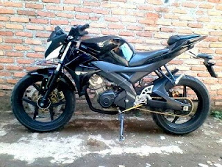 modifikasi yamaha r15 ban cacing