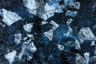 Could be found in Earth's mantle and exoplanets New crystalline form of ice discovered This form of ice is likely to be a common ingredient within the Earth's mantle, as well as on large moons and water-rich planets outside our solar system.  A team of researchers at the University of Nevada, Las Vegas was able to discover a new crystalline form of water ice at a stage of its formation, through a study they conducted on pressurized water, through which the discovery of measuring the properties of water under high pressure conditions.  A Science Alert report notes that this new shape is called the "Ice-VIIt tetragonal phase", and it occurs when material slips between two already known cubic particles.  In their study , the results of which were published in Physical Review B on March 17, the researchers concluded that this study could redefine the properties of water at high pressures, and could affect the understanding of distant planets. rich in water.  The study also provides clues about the shape water might take on other planets, where temperatures and pressures differ from those on our own.  UNLV physicists pioneered a new laser-heating technique in a diamond anvil cell (pictured above) as part of their discovery of a new form of ice. (Chris Higgins) Researchers used a new method to study the properties of ice under high pressure (Chris Higgins - University of Nevada Las Vegas) A new method for studying the properties of ice  According to the press release issued by the University of Nevada Las Vegas, hard water is similar to many other materials in that it can form different solids according to different temperatures and pressures, as happens in the process of forming carbon for diamond or graphite. However, water is exceptional in this respect as there are at least 20 solid forms of ice known to physicists.  To study the transitions between ice phases, researchers at the University of Nevada Extreme Laboratory, led by Zack Grand, conducted experiments on ice using a new method to study the properties of ice under high pressure.  According to the statement, the water sample was first placed between opposite ends of two diamonds, where it was frozen into several mixed ice crystals, then the ice was subjected to laser heating, which led to it temporarily melting before it was quickly re-formed into a powder-like group of small crystals.  By gradually increasing the pressure, and blasting it periodically with a laser beam, the team observed that the water ice transitioned from the cubic phase known as "Ice-VII", to the newly discovered intermediate phase, the "tetragonal phase" (Ice-VIIT). , before settling in another well-known stage of the ice known as "Ice-X".  Further discoveries According to the statement, the laser heating technique used by the team of researchers not only allowed the observation of a new phase of the Quaternary water ice, but also allowed to observe that the transition to the tenth ice phase occurred under pressure approximately 3 times less than previously thought, and this transition was a topic discussed. heavily in the scientific community for several decades.   On the other hand, Grande says - in the press release - that it is unlikely that we will find the new phase of ice anywhere on the Earth's surface, as it is likely to be a common component within the Earth's mantle, as well as in large moons and water-rich planets outside our solar system.