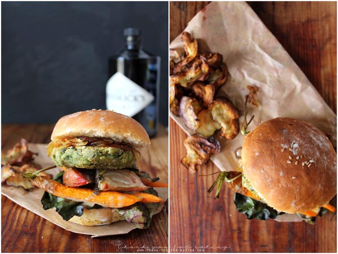 veganer Burger mit dicke Bohnen Pattie Ofengemüse Süßkartoffelbuns Rote Beete Chips