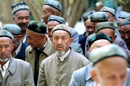 Kisah Muslim Uighur Yang Dilarang Puasa Di China [ www.BlogApaAja.com ]