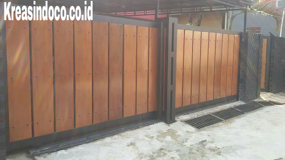  Pintu Pagar Besi Kombinasi Kayu Kamper Pemasangan Tebet 