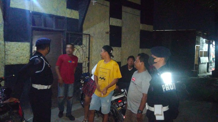 Provos Satbrimob Polda Banten Razia Tempat Hiburan Malam