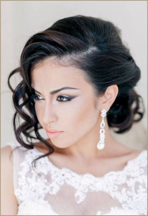 Hairstyles for medium hair for party