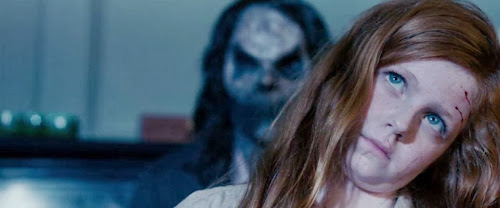 Screen Shot Of Hollywood Movie Sinister (2012) In Hindi English Full Movie Free Download And Watch Online at worldfree4u.com