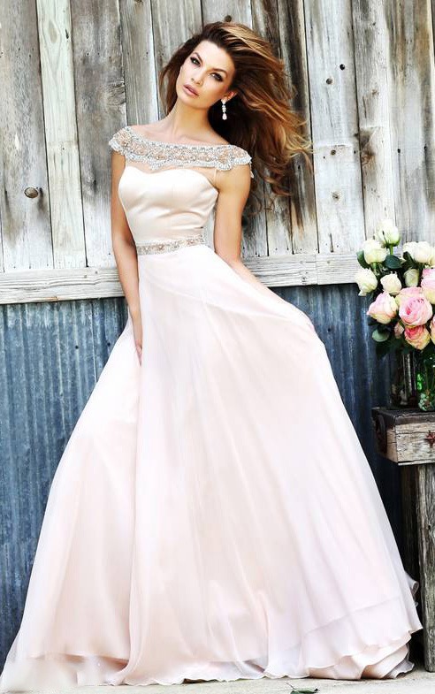 Trendy Prom 2016 dresses from Sherry London