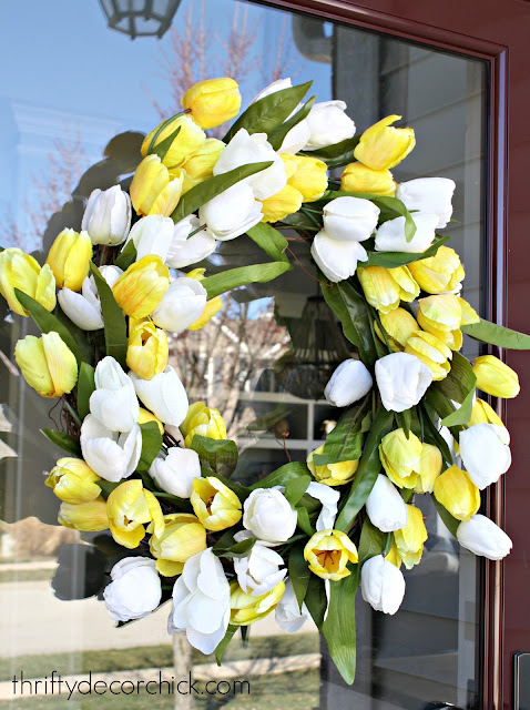 How to make your own tulip wreath