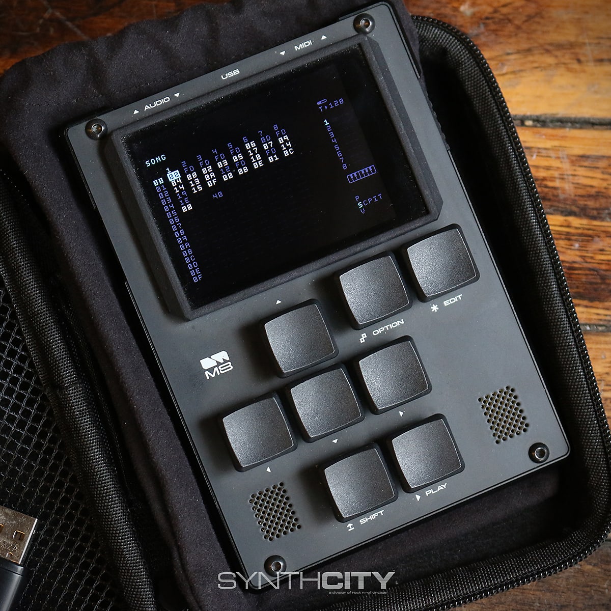 MATRIXSYNTH: Dirtywave M8 Portable Tracker Sequencer / Synthesizer