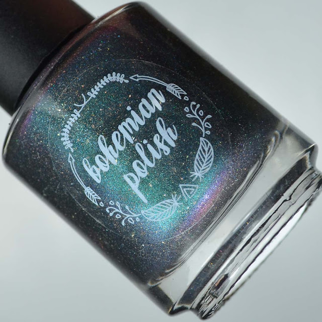 multichrome holographic nail polish