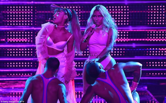 Nicki Minaj And Ariana Grande Simulate Oral Sex Act During