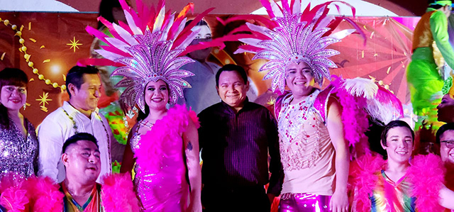 “Huacho” participa en noche de coronación de reyes del carnaval de Baca