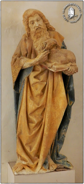 CHATEAUNEUF-EN-AUXOIS (21) - Statue de Saint-Jean-Baptiste (XVe siècle)