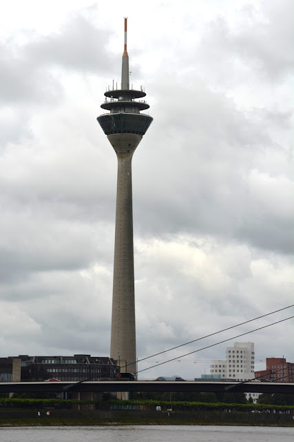 Rhein Promenade Dusseldorf television tower