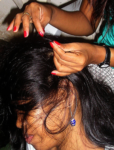 طريقة ازالة الصيبان الميت من الشعر