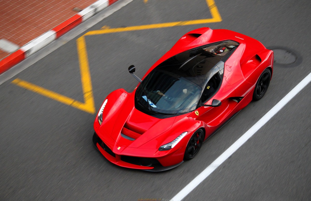 ferrari-laferrari most expensive car (3)