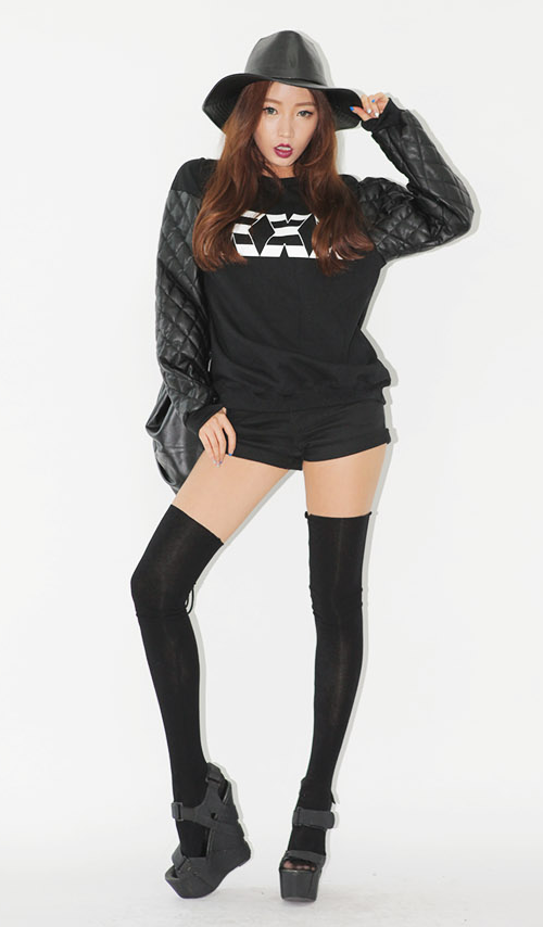 KKXX Quilted Sleeves Sweatshirt