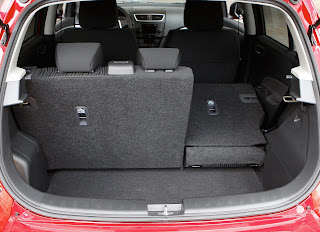 Photo: 2011 Swift Hatchback Interior