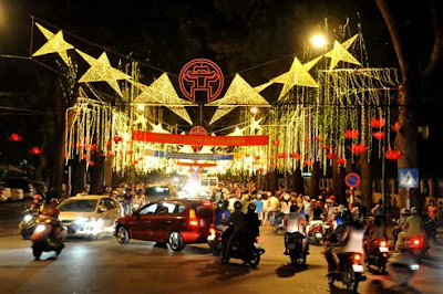 Streets in Hanoi photo before great festival