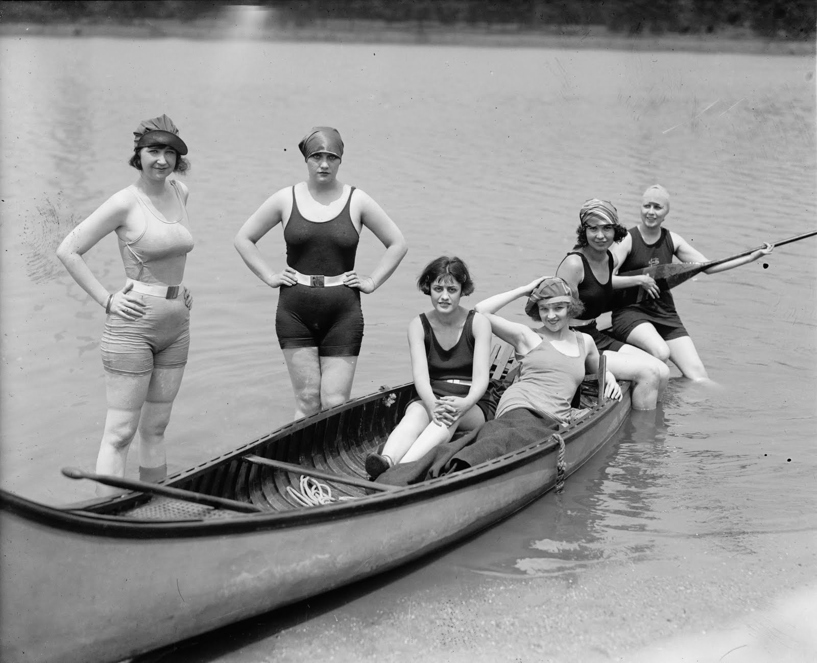 Paddle Making (and other canoe stuff): Vintage Paddle Pic - Rocking 