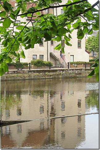 leith-walk-reflection#
