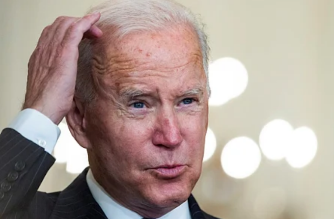Egyre többen aggódnak Biden mentális és fizikai állapota miatt