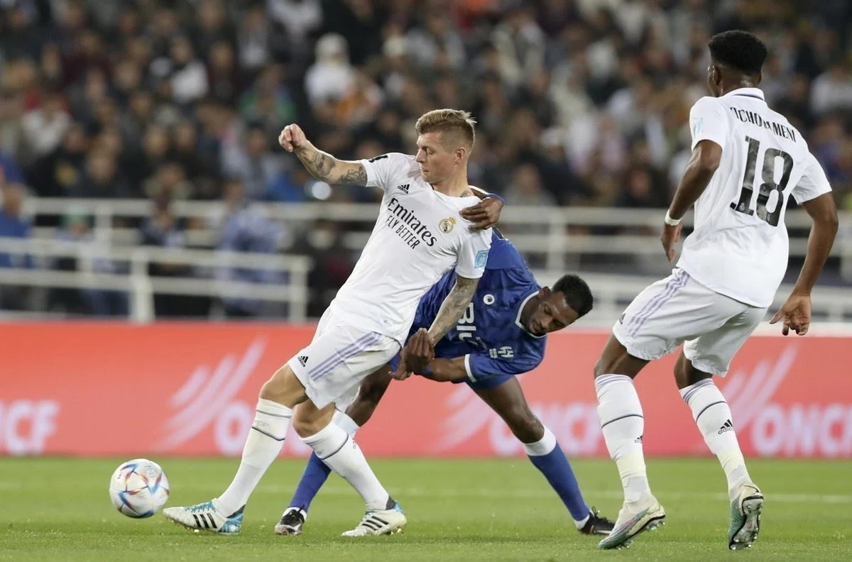 Kroos criticises Madrid's kit design: "This is really sh*t!"