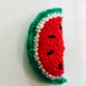 http://daniela5mdo.blogspot.com.es/2013/04/frutas-amigurumi-paso-paso-n1.html