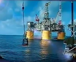 Auger Oil Platform4