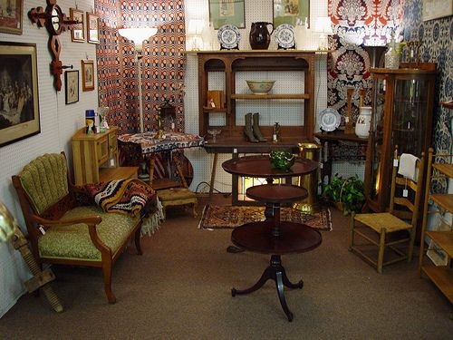 Booth Antique4