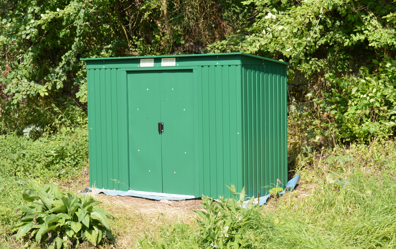 The completed tool shed in Turnditch Orchard