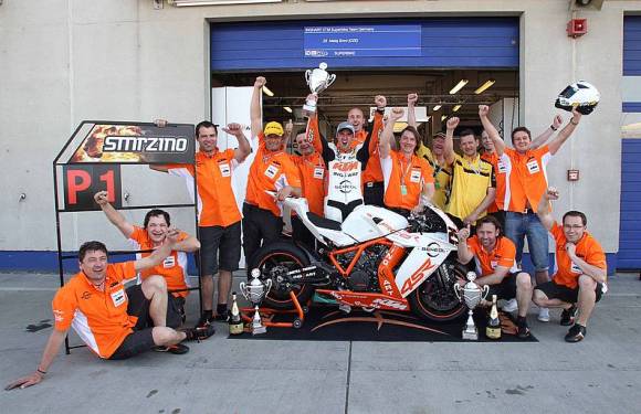 KTM-celebrates-IDM-Superbike-with-the-RC8-R