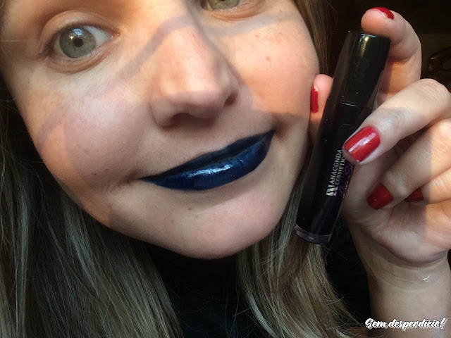 batom lip shine anaconda rave blue