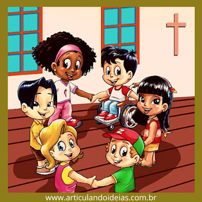 Criancças em comunhao na igrejaa