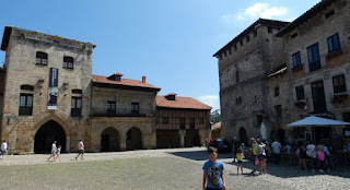 Plaza Mayor de Santillana del Mar.