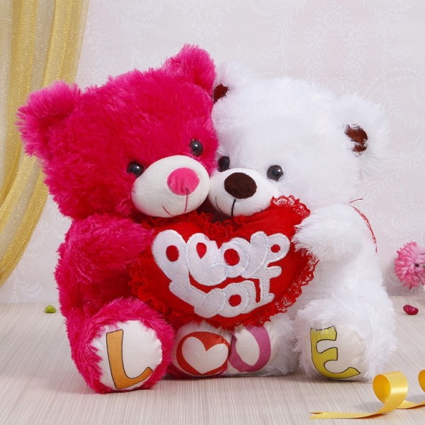 Romantic Teddy Bear Images for Lovers & Couples