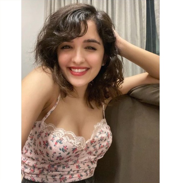 Shirley Setia Age, Height, Boyfriend, Wiki, Biography and more - Stars Biowiki