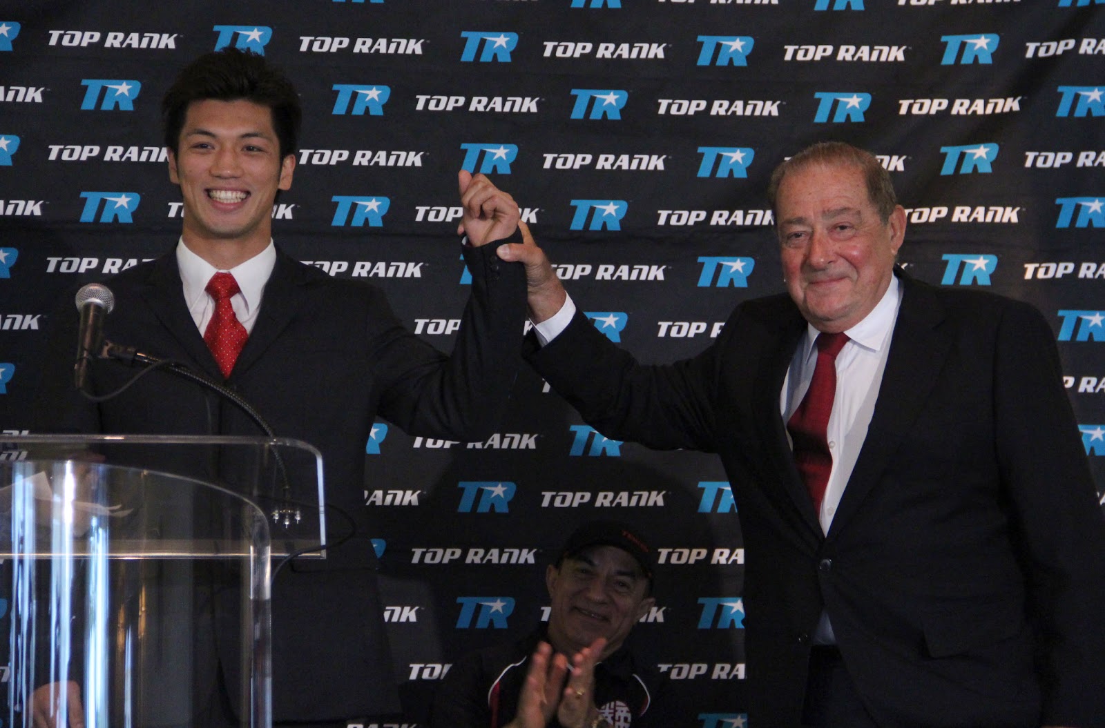 村田がアメリカで記者会見 まずは日本で３試合 Boxing News ボクシングニュース