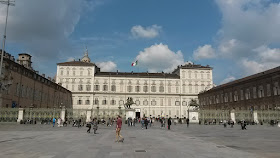 piazza-castello-palazzo-reale-torino