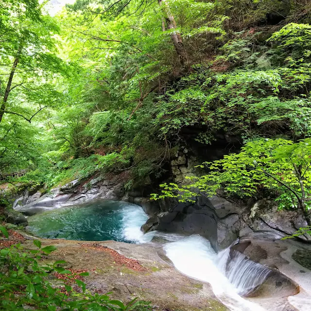 西沢渓谷　三重の滝