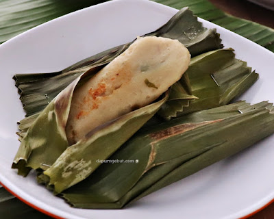 otak-otak ikan tenggiri