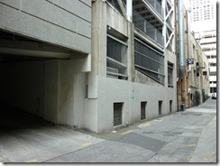 Left04