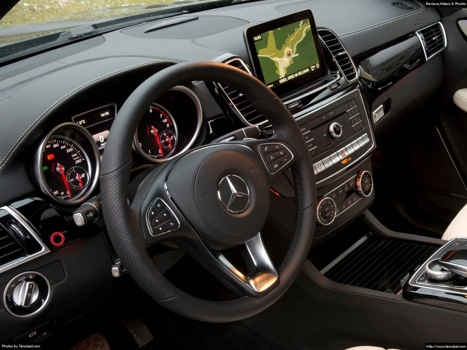 Hình ảnh xe ô tô Mercedes-Benz GLS 2017 & nội ngoại thất