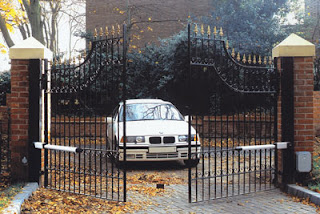 automatic gate