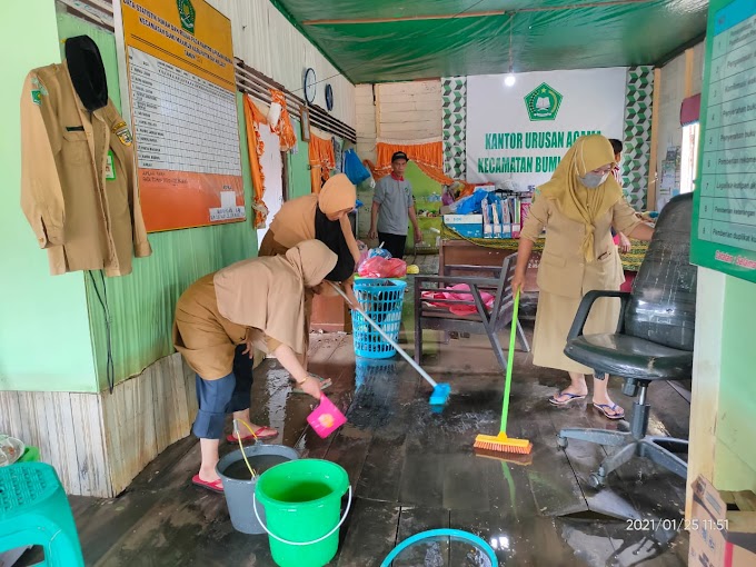 Pokjaluh Tala Bantu KUA Bumi Makmur Persiapkan Layanan Pasca Banjir