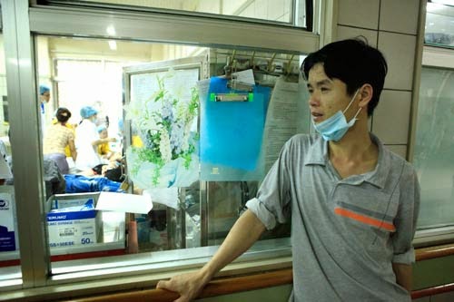 Chùm ảnh: Những đứa trẻ chống chọi với bệnh sởi - 4