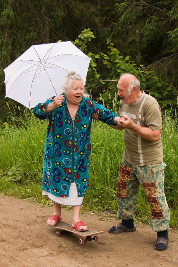 16 Elderly Couples Prove You’re Never Too Old To Have Fun - You're Only As Old As You Feel