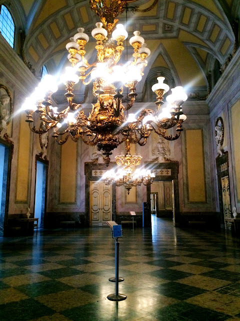 royal-apartments-caserta-palace